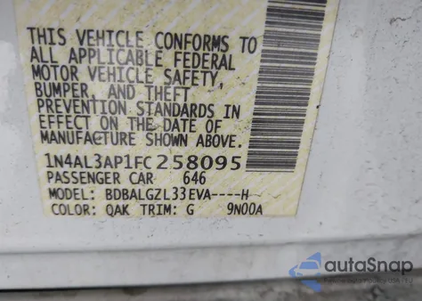 2015 Nissan Altima 2.5 S z USA, uszkodzony, nr VIN 1N4AL3AP1FC258095